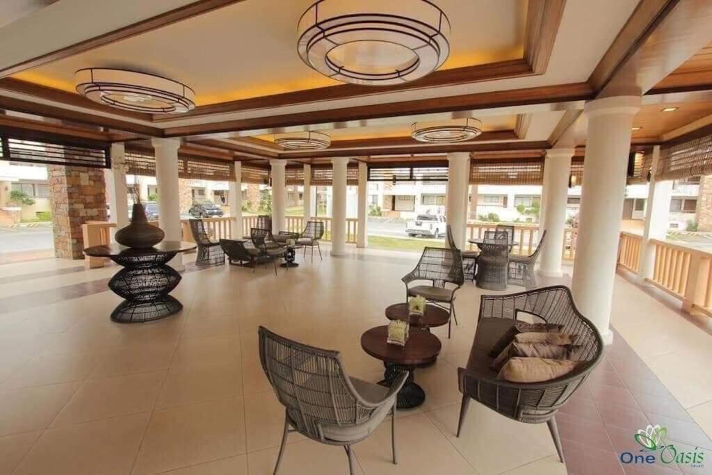 Cozy 2Br With Free Pool Beside Sm City Mall Davao Exterior foto