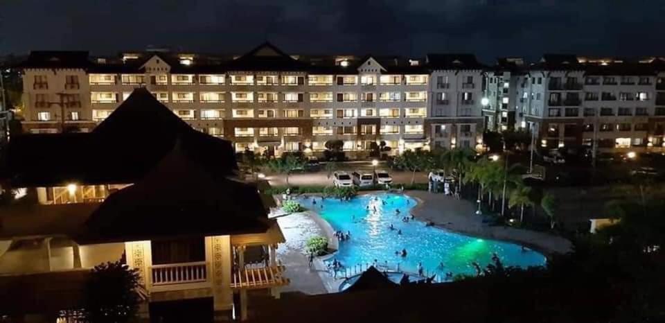 Cozy 2Br With Free Pool Beside Sm City Mall Davao Exterior foto